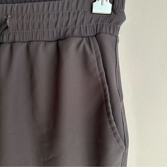 ZYIA slate edge joggers size small - Picture 7 of 11